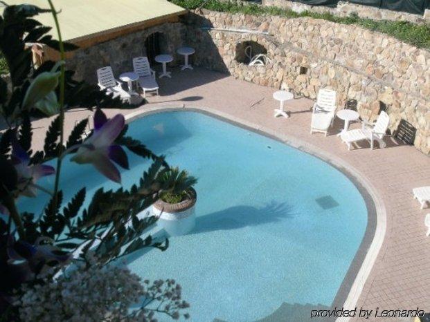 Hotel Le Palme Sant'Anna Arresi Exterior photo