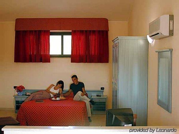 Hotel Le Palme Sant'Anna Arresi Exterior photo